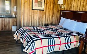 Country Inn - Licking